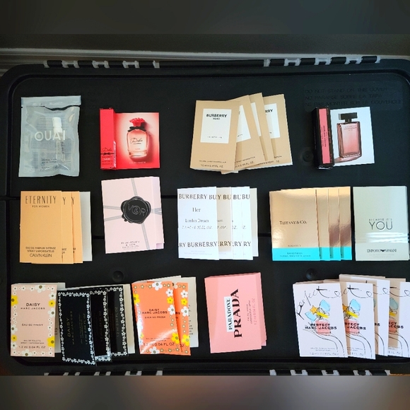 10 Fragrance Samples - Picture 1 of 1